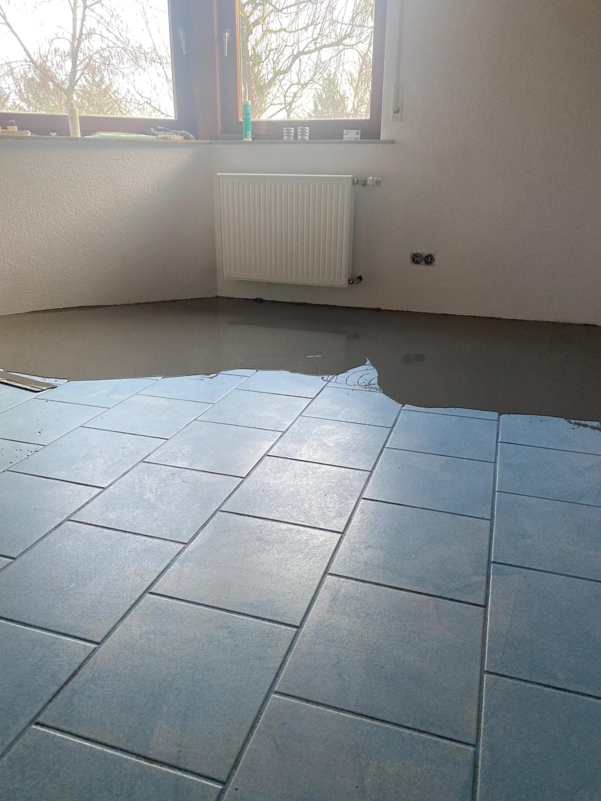 Großflächige Vinylverlegung – Vorher