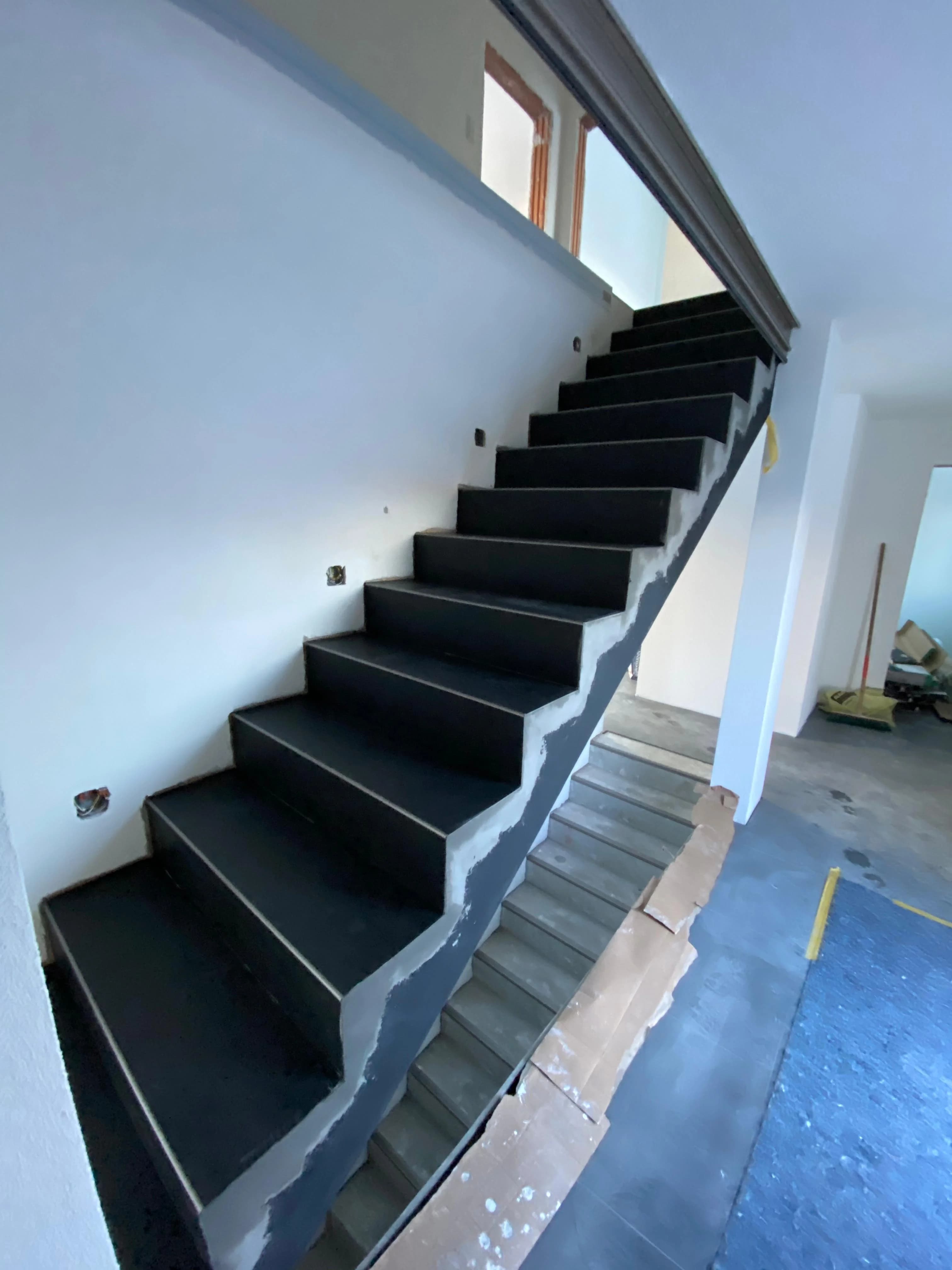 Treppenaufwertung im Mehrfamilienhaus – Nachher